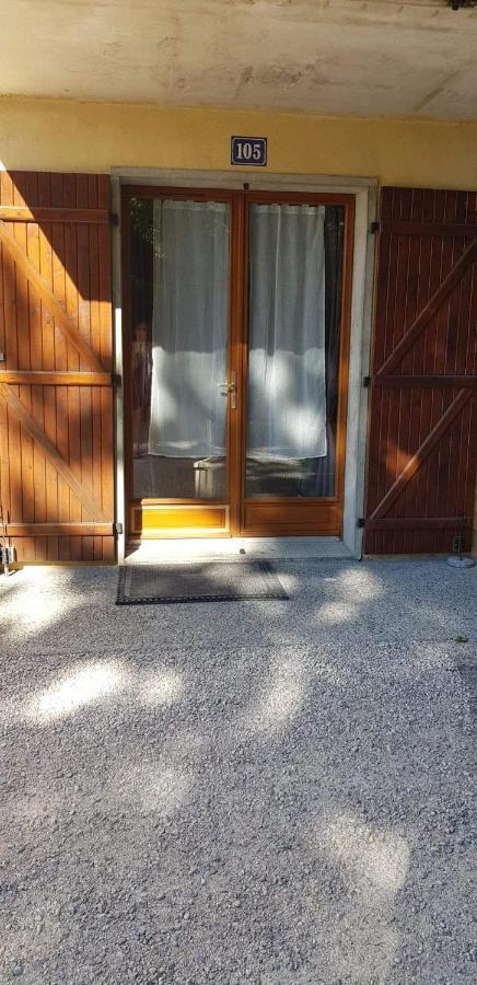 Joli De 30 M2 En Rdc Appartement Bassens (Savoie)